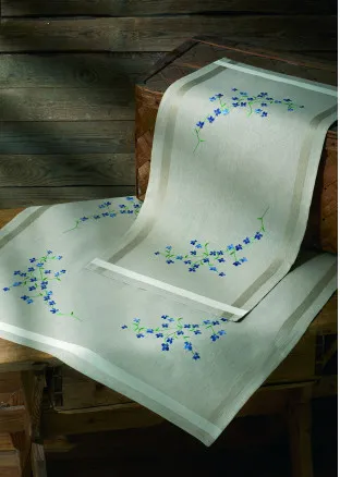 Permin Broderikit Påtegnet duk m/vevd kant 80x80cm